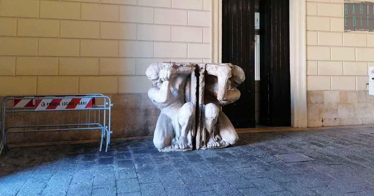 Bari, la storia dei telamoni del Palazzo della Gazzetta: in attesa ancora di una loro casa